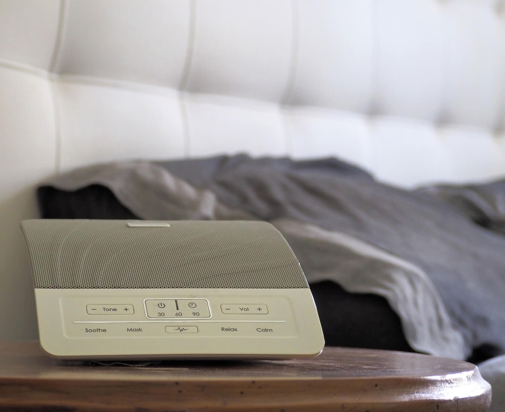 7 Health Benefits of Listening to White Noise