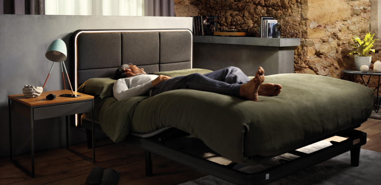 How to Keep Sheets on Adjustable Bed: Easy Fixes That Work