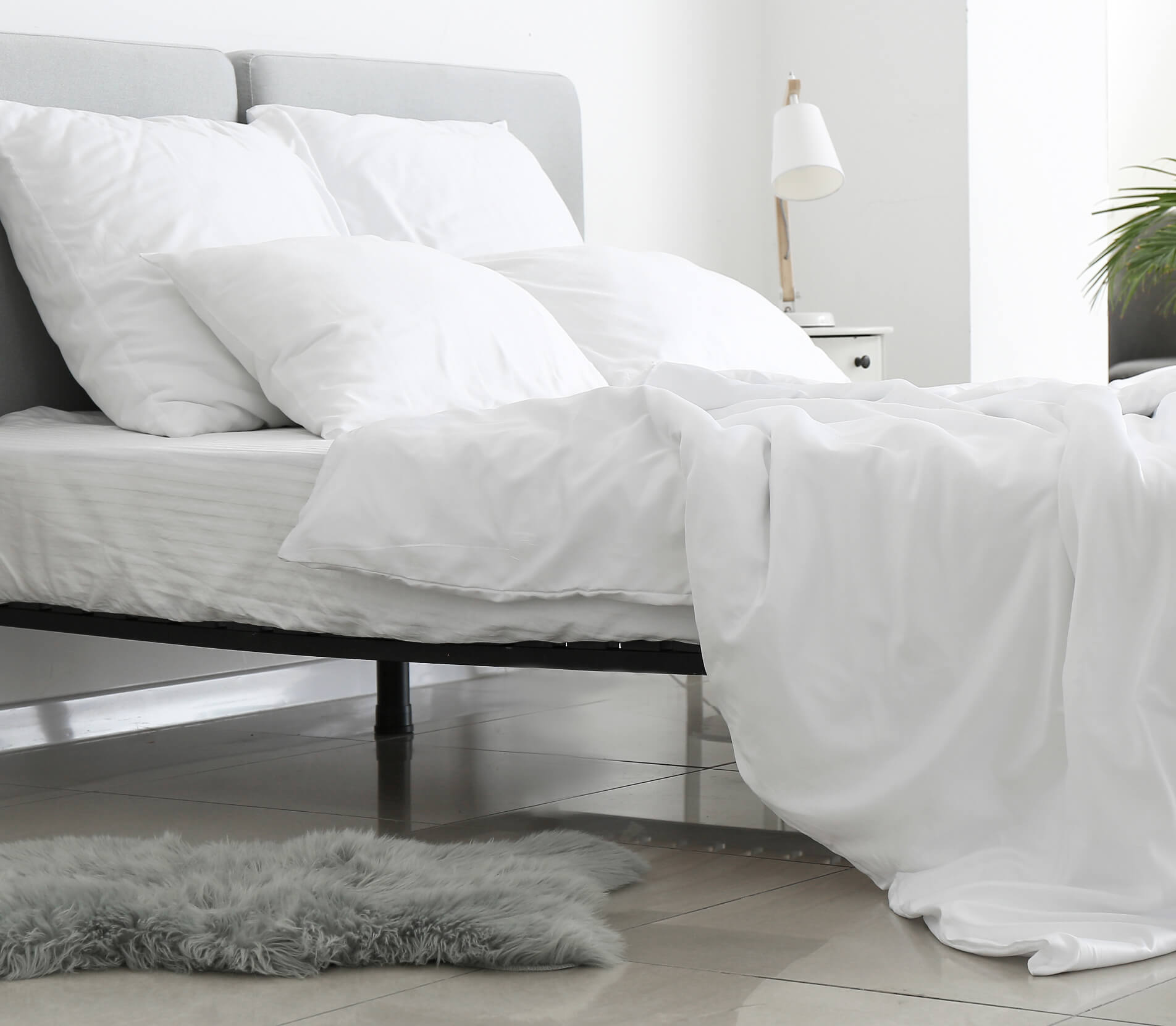 Do Adjustable Beds Need a Special Mattress or Sheets?