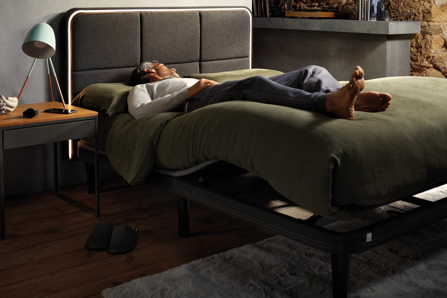 ErgoSportive Smart & Adjustable Bed